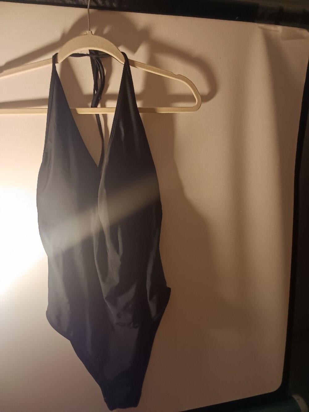 AERIE BLACK ONE PIECE HALTER STYLE SHEER SIDES OPEN BACK SIZE EXTRA LARGE.SWIMSU